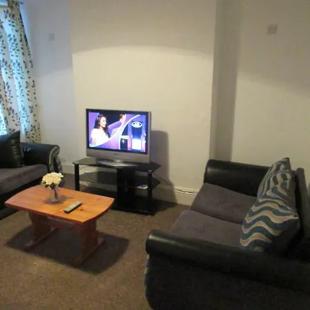 Villa May Manchester