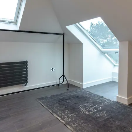 Apartment Luxurious & Exquisite 3 Bedroom House In Bowdon Manchester