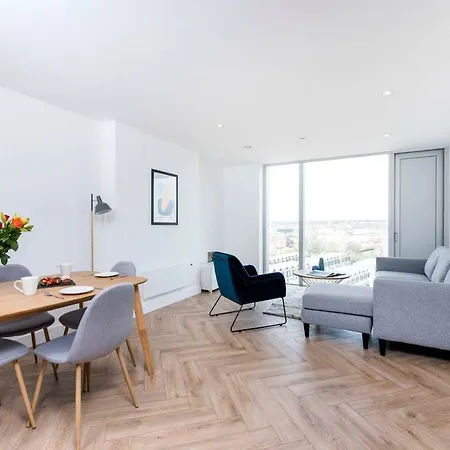 Apartmán Excellent 2 Bedroom Central
