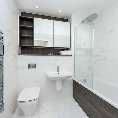 Excellent 2 Bedroom Central Apartmán *