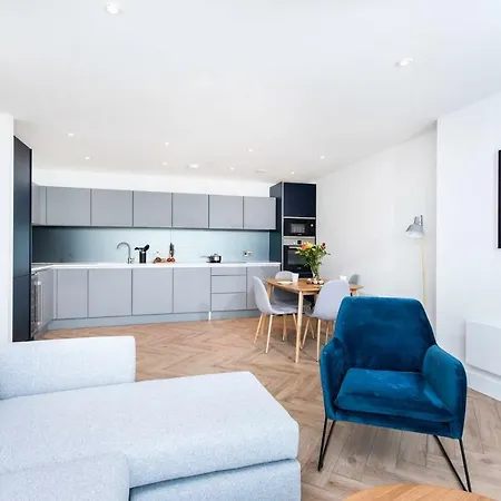Excellent 2 Bedroom Central Apartmán *
