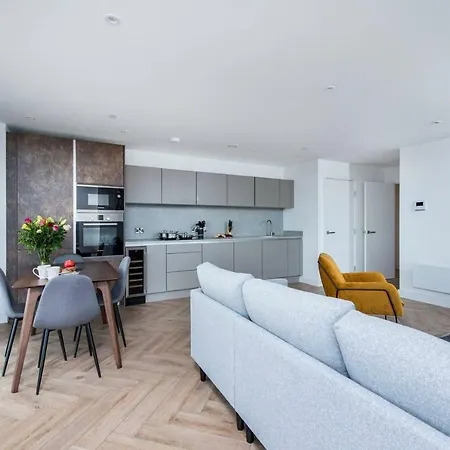 Fantastically Central 2 Bedroom דירה מנצ'סטר