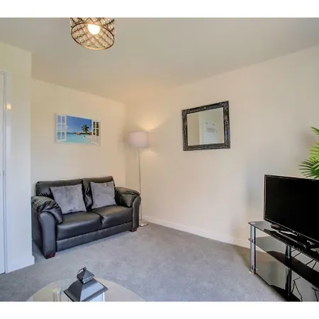Newly Built, Splendid House For 5 In Manchester! 맨체스터