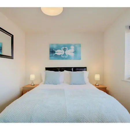 Newly Built, Splendid House For 5 In Manchester! Mánchester