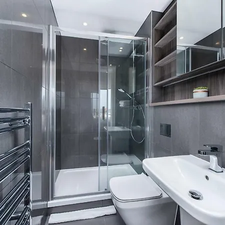 Excellent 2 Bedroom Central * Manchester