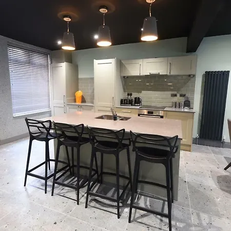 La Jungle Du Swan * Manchester