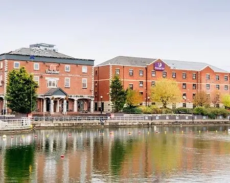 Premier Salford Quays 3*
