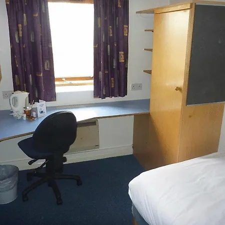 Hotel Weston Hall - Halls Of