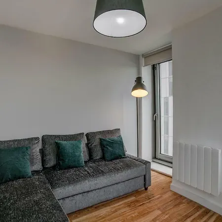 X1 Media City's Hottest For 6 *