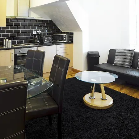 Sovereign Serviced * Manchester