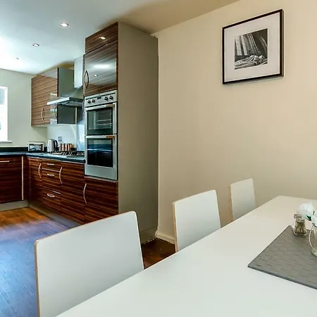 Holiday home Asa Town Houses Salford (Greater Manchester)