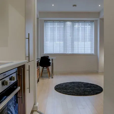 Beautiful Flat In Central דירה מנצ'סטר