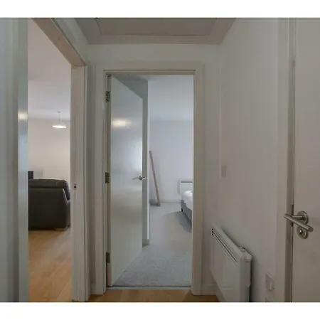 Lovely And Comfy Flat In Quays Mediacityuk Manchester