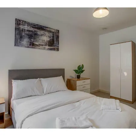 Lovely And Comfy Flat In Quays Mediacityuk Manchester