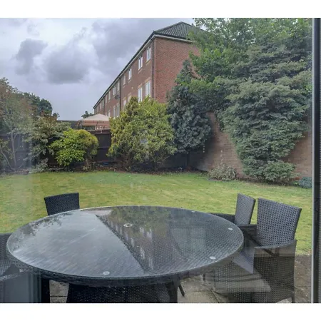 Gorgeous Spacious In Salford