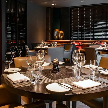 Hotel Dakota 4*