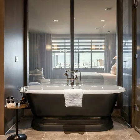 Dakota Hotel 4*