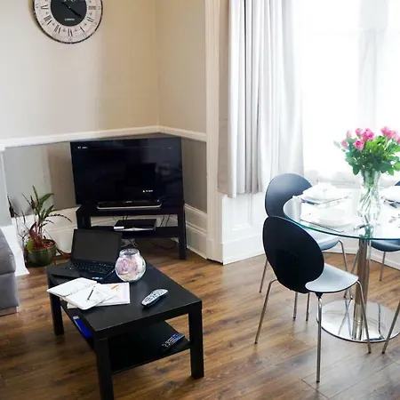 Montauban House * Manchester