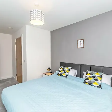 Halo House By Guestz Appartamento *