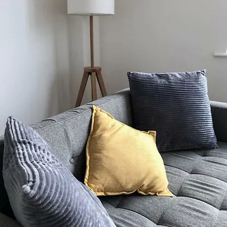 Old Trafford 2 Bed Flat By Guestready Lejlighed