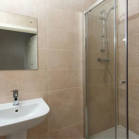 Lejlighed Old Trafford 2 Bed Flat By Guestready Manchester