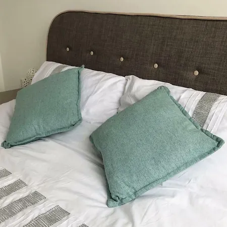 Old Trafford 2 Bed Flat By Guestready Apartment Manchester