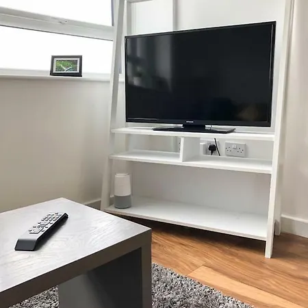 Lejlighed Old Trafford 2 Bed Flat By Guestready