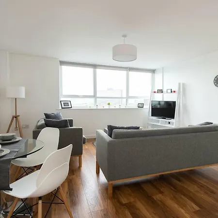 Old Trafford 2 Bed Flat By Guestready Lejlighed *