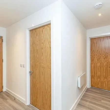 Halo House By Guestz Manchester