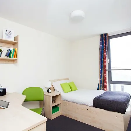 Hotel Modern Student-only Ensuite In Central