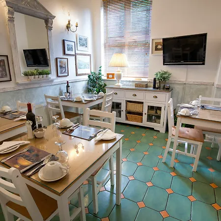 Guest house The Ascott 4*