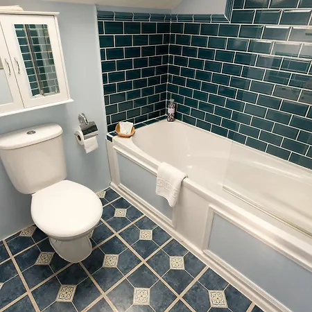 Guest house The Ascott 4*