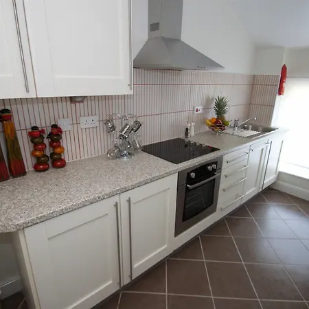 La Suisse Serviced Apartment