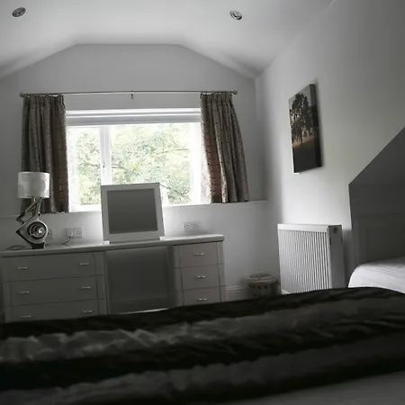 La Suisse Serviced Apartment *