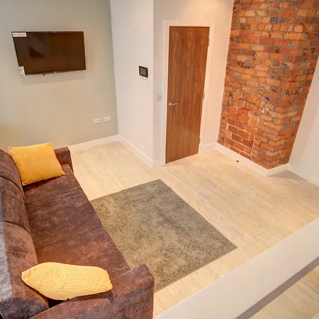 Piccadilly Apartment