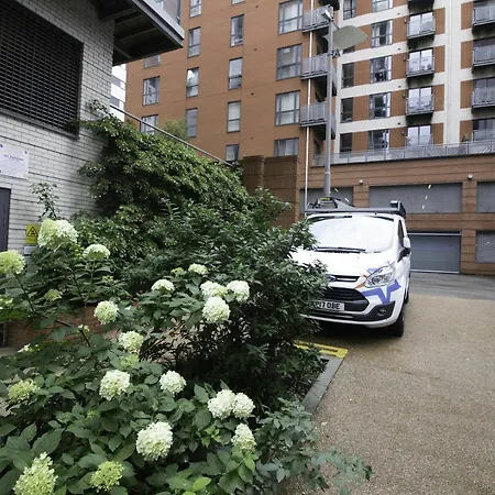 Diamond - Barton Place *