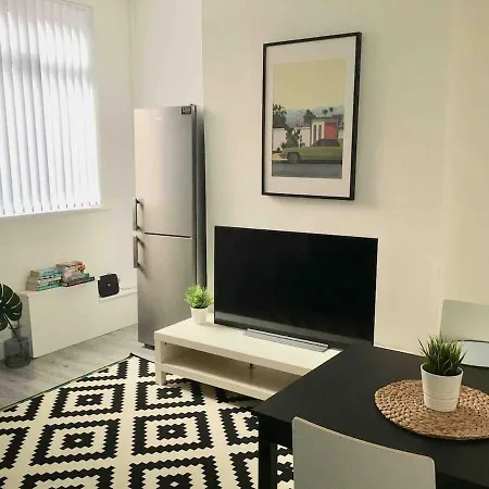 Modern Manchester/salford Pad Sleeps 6- Free Parking Apartmán *