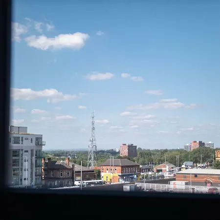 Newly Renovated, Top Floor Apt For 4, Central Mcr! Apartment *