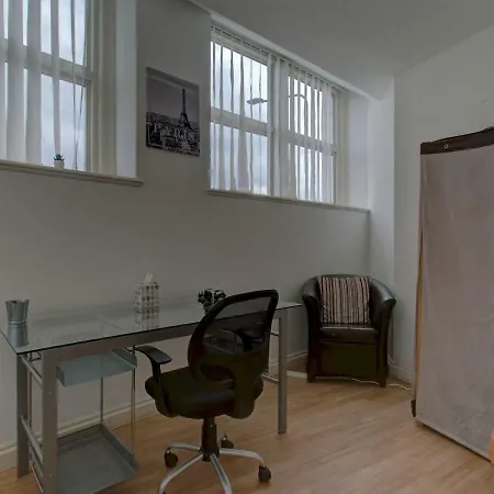 Grade Ii Listed 2bed Nr Salford Quays/mufc/manc! Apartment