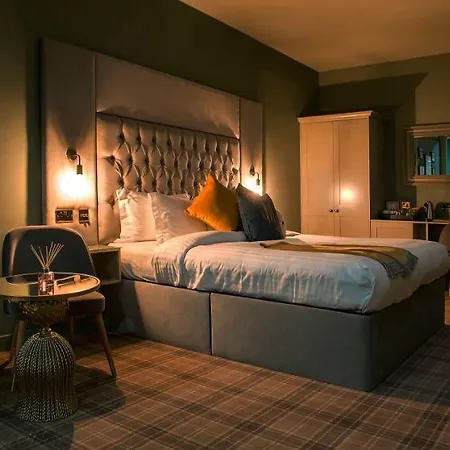 Hotel Hall 4*