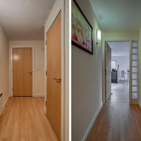 Stunning - Free Parking Apartmán *