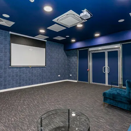 Harbour City Apartment-media City Free Gym マンチェスター