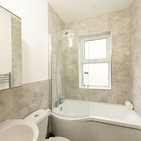 Apartment 1br In By Guestready *
