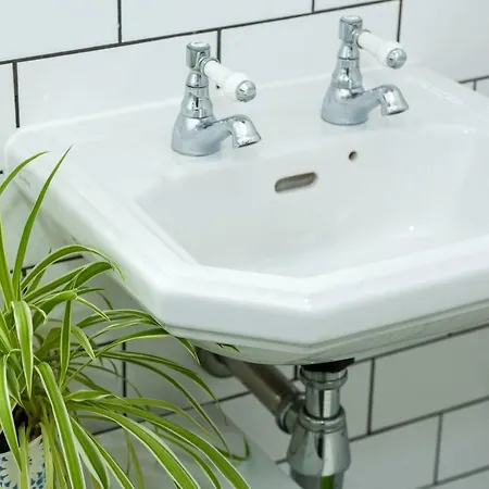 Апартаменты With Garden In By Guestready