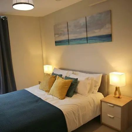 Stunning Modern 2 Bedroom Holiday home