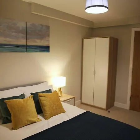 Holiday home Stunning Modern 2 Bedroom
