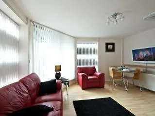 Dreamhouse Centre *