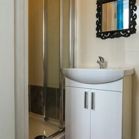 Guest house Oyo Hala Manchester
