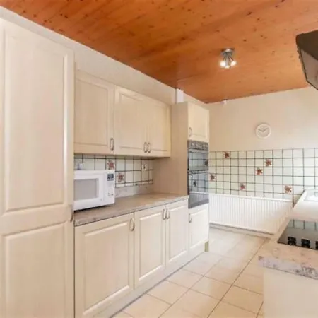 Ferienhaus Swinton 3 Bedroom House 15 Minutes From City Centre