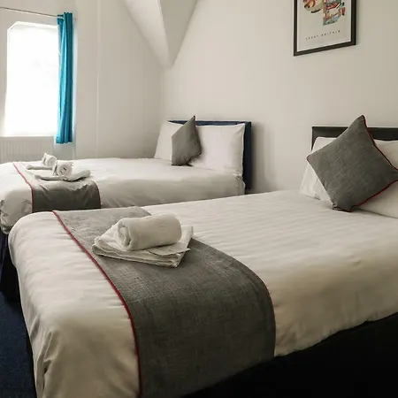 Oyo Hala Guest house Manchester